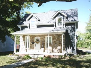 1017 E Columbia St, Delphi, IN 46923