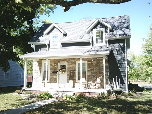1017 E Columbia St, Delphi, IN 46923
