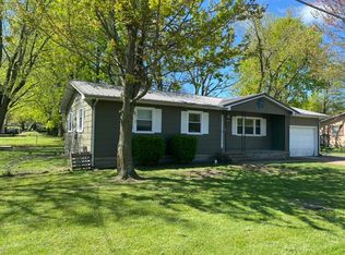 1104 Sunset Dr, Oswego, KS 67356