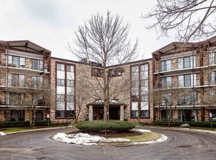 1400 N Yarmouth Pl APT 105, Mount Prospect, IL