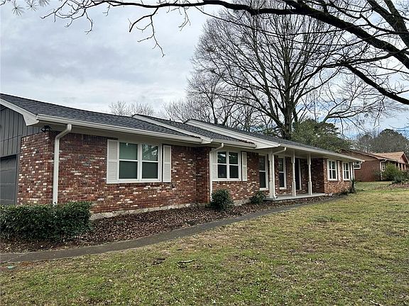 2nd image of 3271 Kelley Chapel Rd