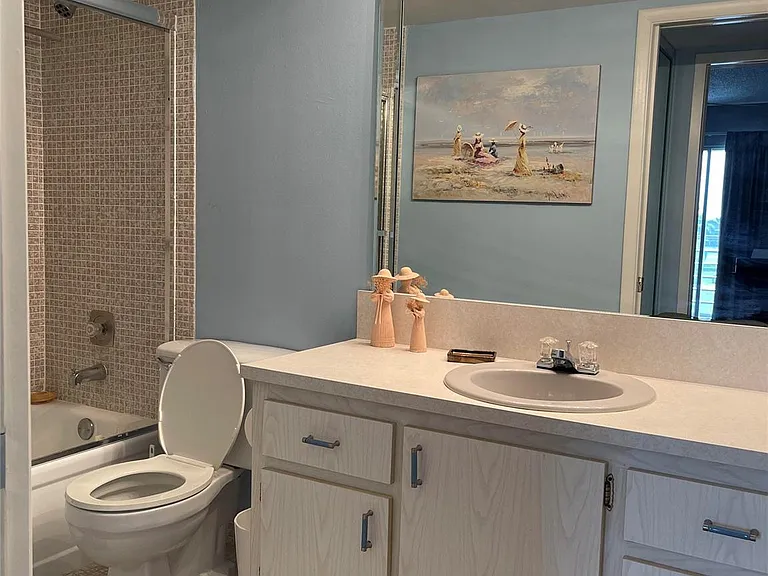 4030 Hythe Pl #4030-B — Photo 22