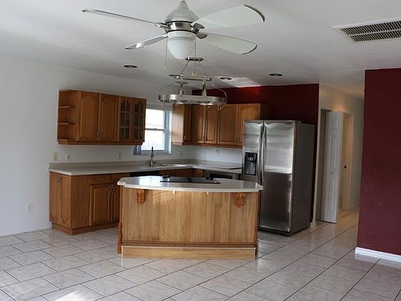 3rd image of 6681 51st Way N
