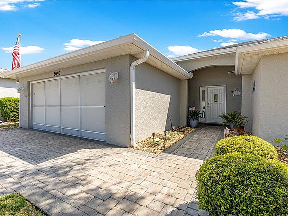 3rd image of 8090 SW 81st Loop