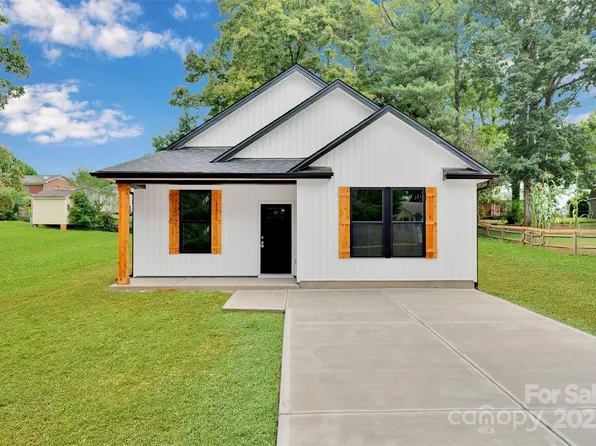 218 Bright Ave, Bessemer City, NC 28016