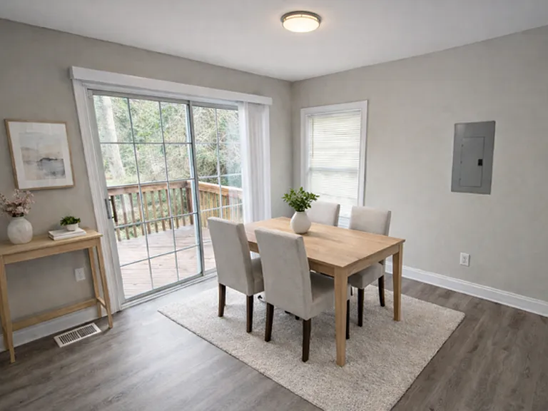 3520 Byrnes St — Photo 3