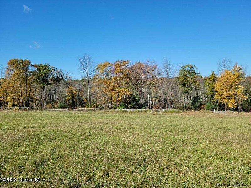 2nd image of 545 Locust Grove Road