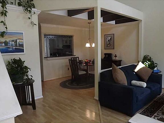 3rd image of 1134 Shoal Creek Trl