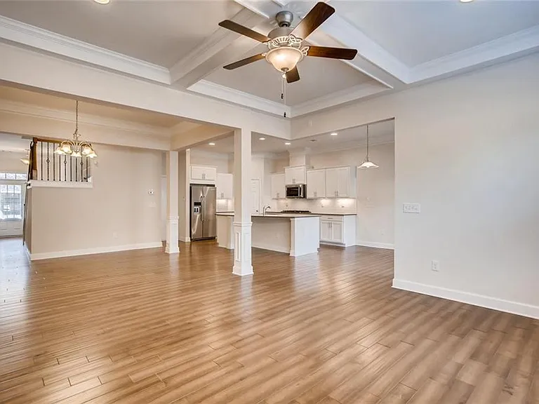 2255 Emerald Sky Dr — Photo 4
