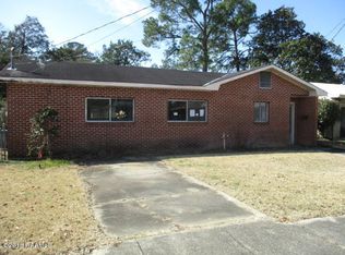 306 Mont Sant St, New Iberia, LA 70563