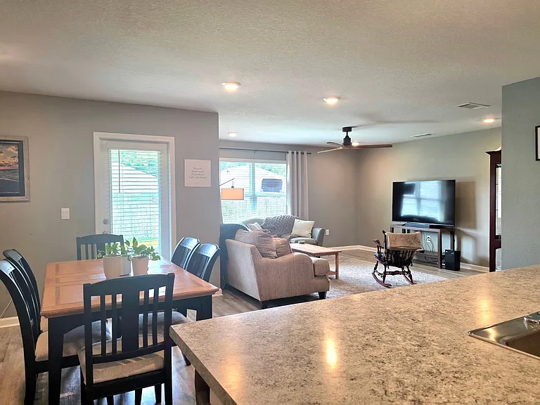 4375 White Cedar Ct — Photo 7