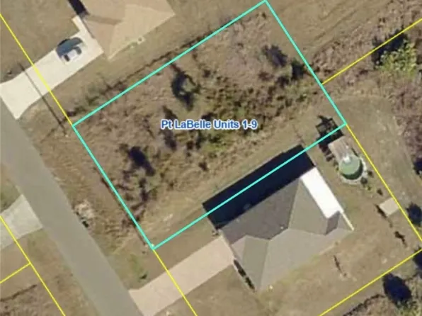 8013 Mangrove Cir, Labelle, FL 33935