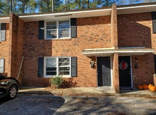 230 W Manchester Rd, Spring Lake, NC 28390