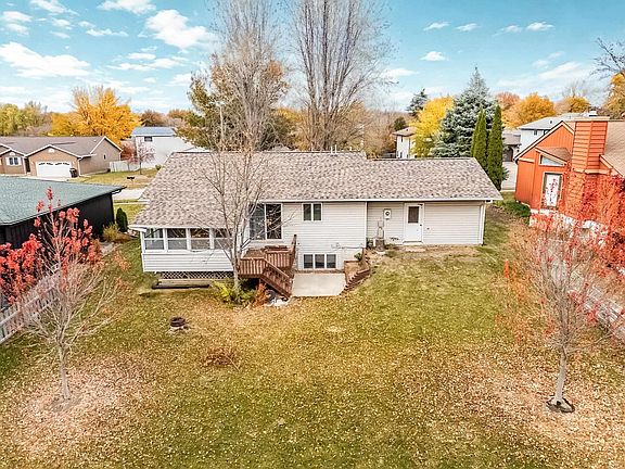 3rd image of 2126 Coventry Ln