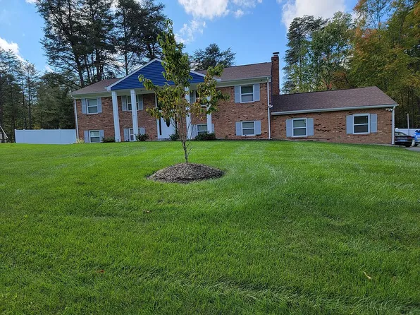 13002 Caton Pl, Manassas, VA 20112