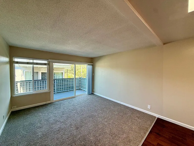 19 Merrydale Rd #16 — Photo 5