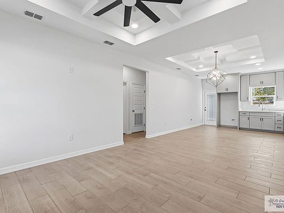3rd image of 144 Velma St