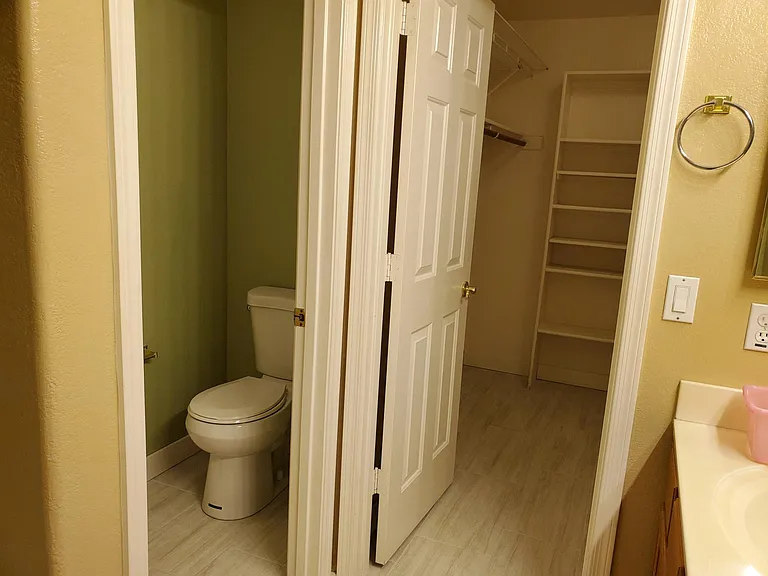 871 E Orchid Ln — Photo 9