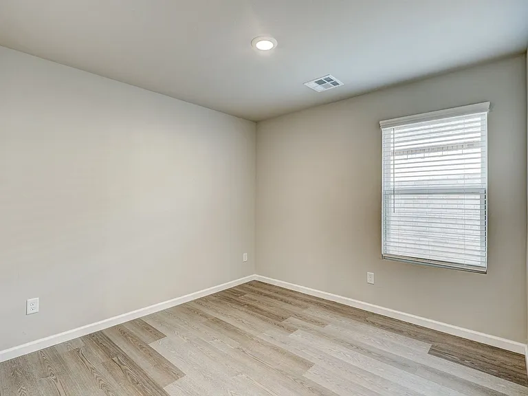 4109 Sara Park Dr — Photo 12