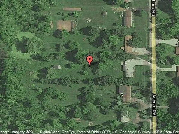 10394 Auburn Rd, Chardon, OH 44024