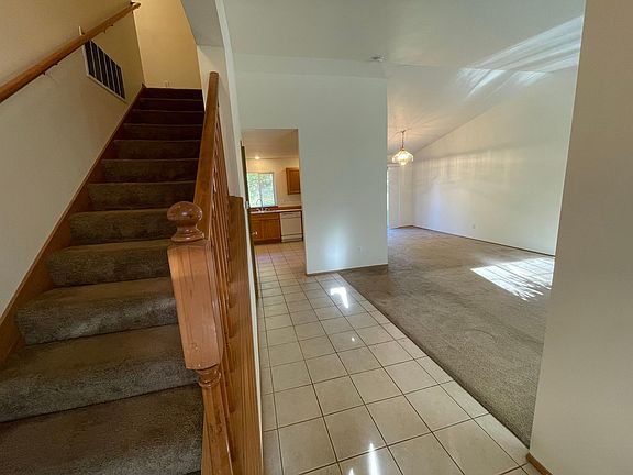 4th image of 12404 96th Avenue Ct E