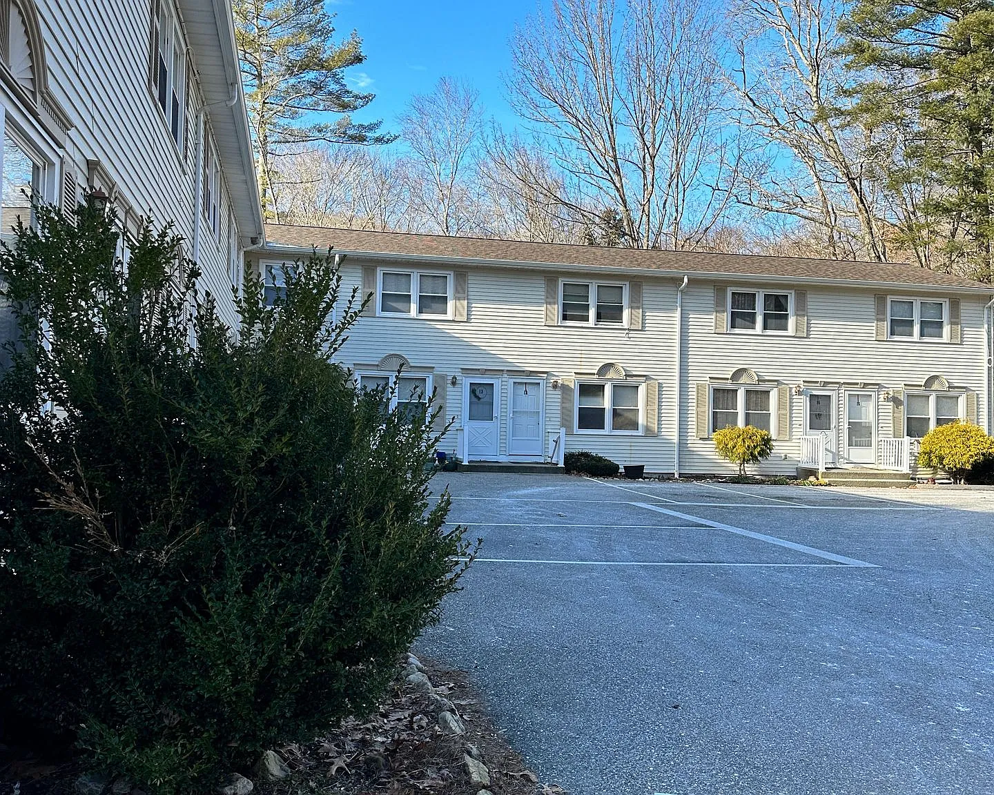 2 Bedroom Townhouse in Baltic — Photo 1