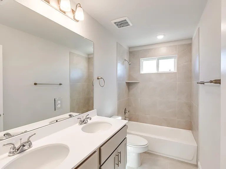 1005 Legend Milton Ln — Photo 29