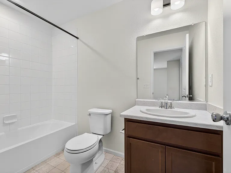 6361 N Malaya St — Photo 17