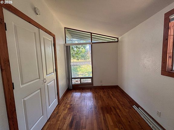 5th image of 3817 E Amazon Dr