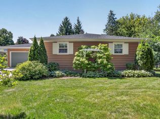 5305 Retana Dr, Madison, WI 53714