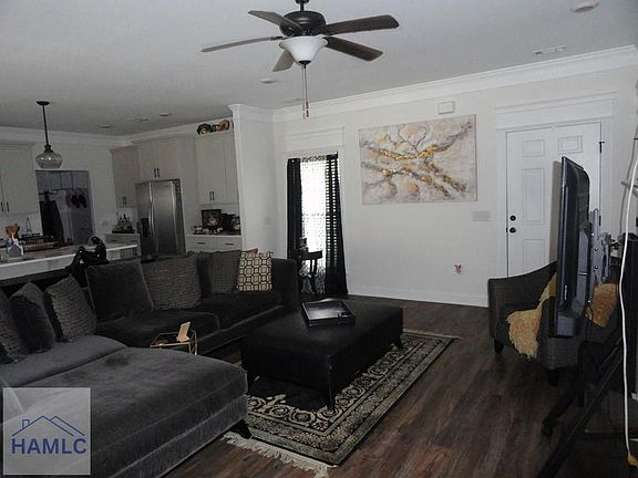 4th image of 166 SE Baker Field Ln