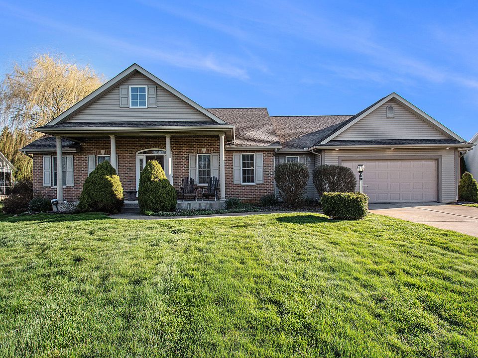 1st image of 17 Longmeadow Ln