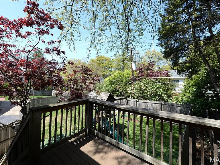 8045 Watkins Dr — Photo 50