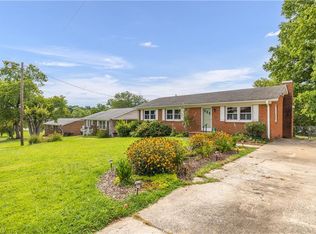 2005 Lynette Dr, Greensboro, NC 27403