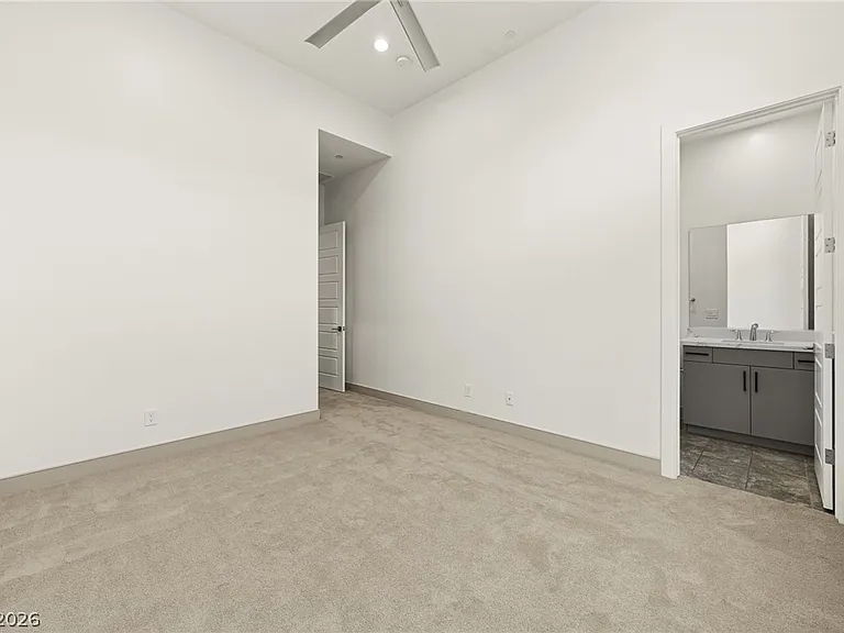 5201 Peak Climb Dr — Photo 42