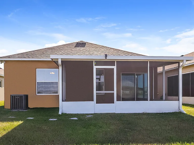 2270 Canyon Breeze Ave — Photo 16