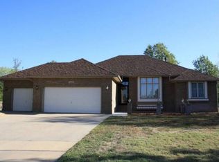 140 N Forestview Ct, Wichita, KS 67235