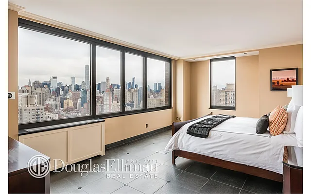 Sold by Douglas Elliman | media 15