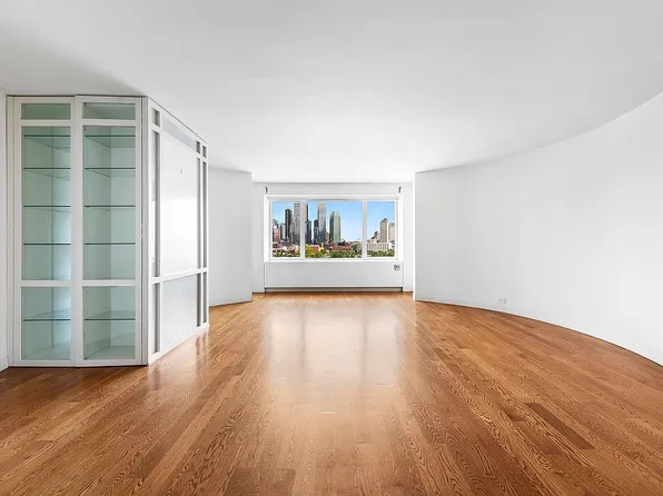 60 Sutton Pl S #11CS, New York, NY 10022