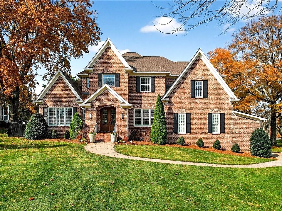 1st image of 201 W Meade Dr