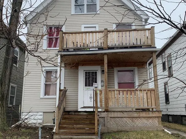 2624 North 28th STREET, Milwaukee, WI 53210