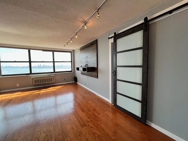 7004 Boulevard East #29D — Photo 13