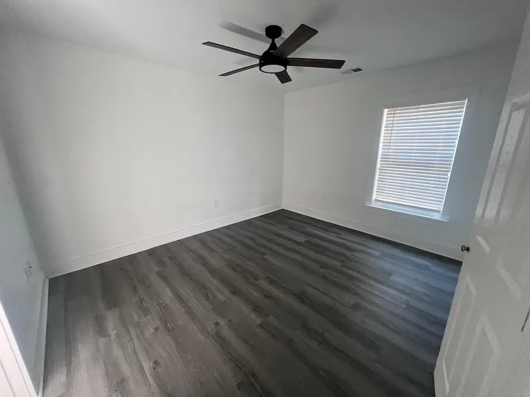 7111 Porcher Dr #4 — Photo 6