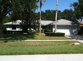 1st image of 1075 Mayflower Ave