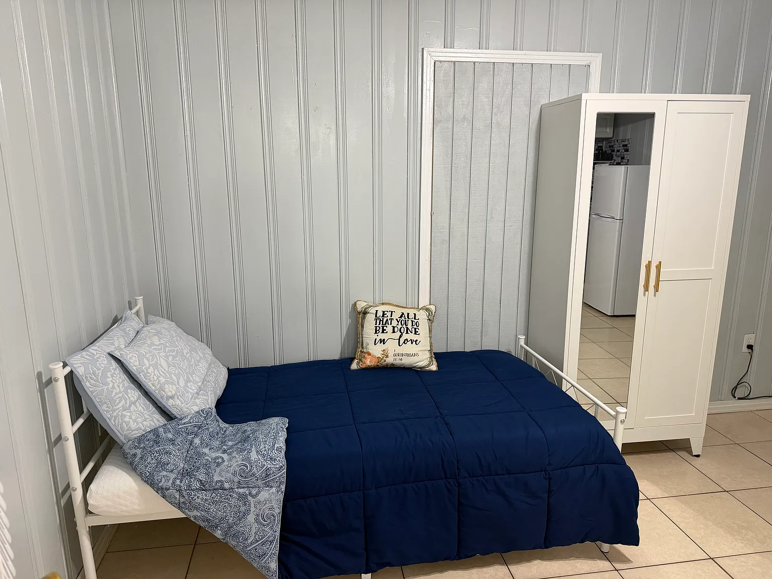 1 bed, 250 sqft, $1,100 — Photo 2