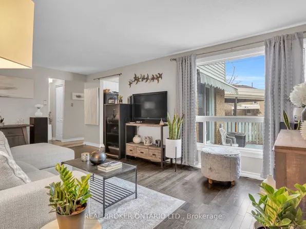 415 Morgan Ave #15, Kitchener, ON N2A 2V6