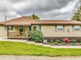 1010 Beechnut St, Tarentum, PA 15084