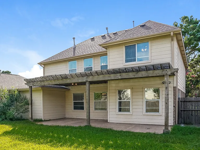 2427 Ranch Hollow Ct — Photo 17
