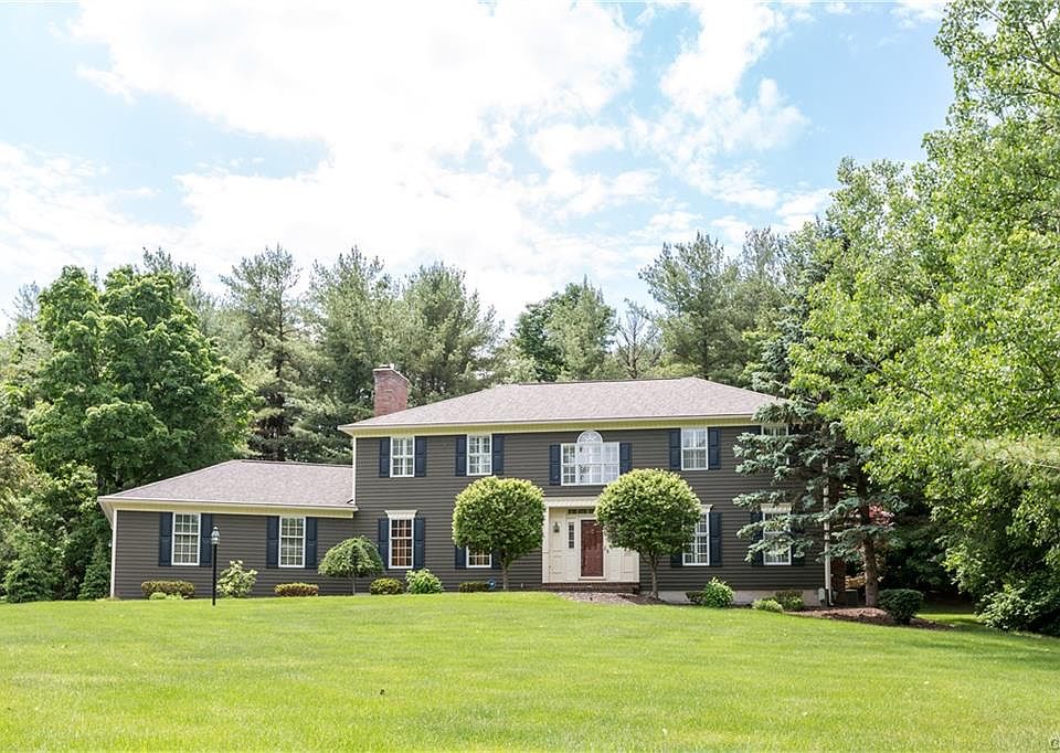 1st image of 7119 Thorntree Hill Dr