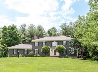 7119 Thorntree Hill Dr, Fayetteville, NY 13066